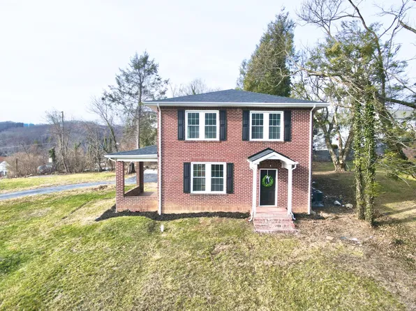 205 Mountain View Ave, Bluefield, WV 24701