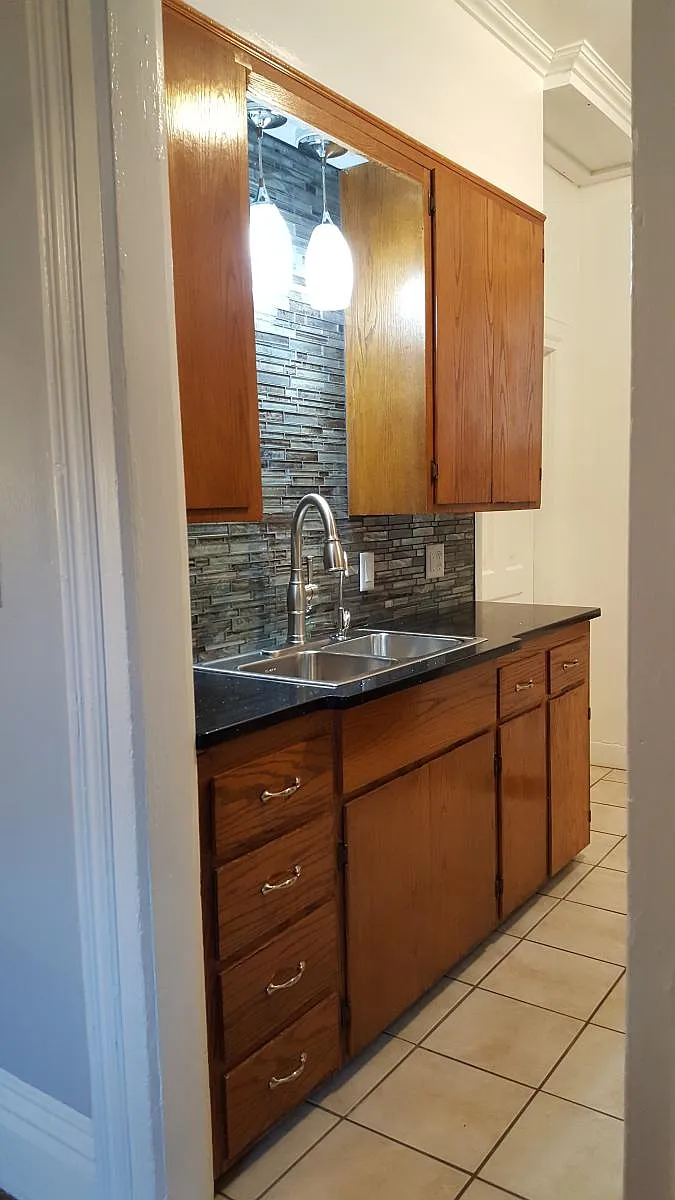 Kitchen Sink Area - 712 Fairview Ave NE #1
