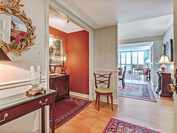 2nd image of 2970 Saint Johns Ave #2B