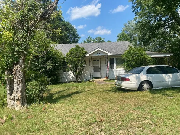 744 White Ave, Henderson, TN 38340