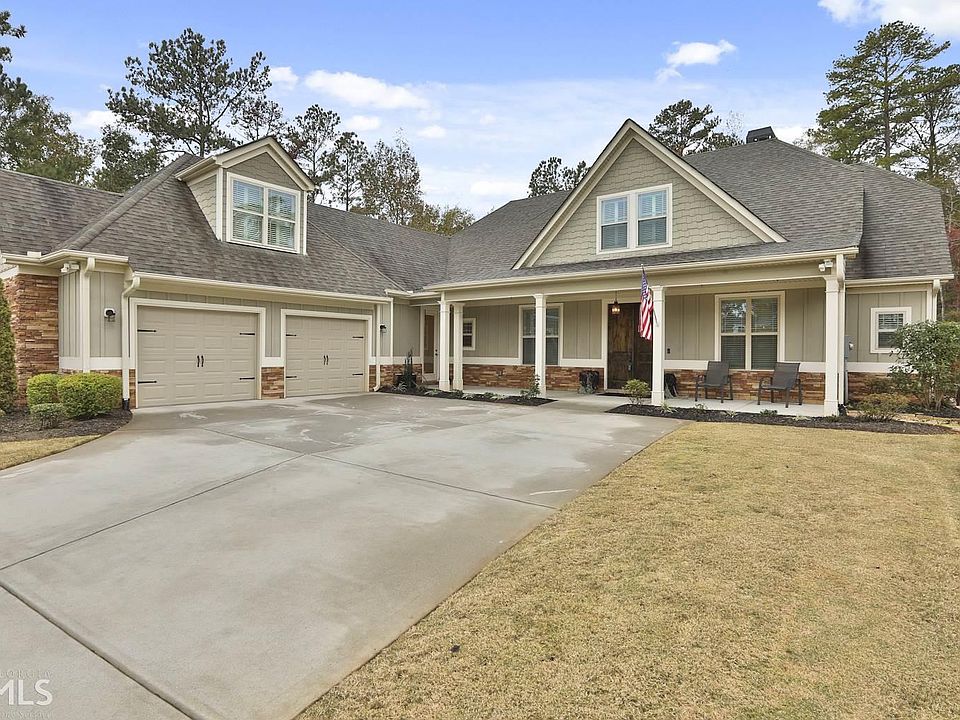 1st image of 8 Marina Dr