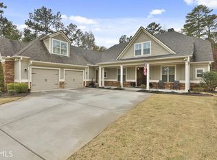8 Marina Dr, Newnan, GA 30263