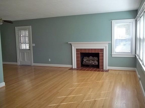 3rd image of 1207 Farrier Pl