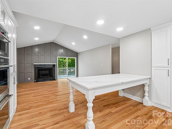 3rd image of 7022 Chelsea Day Ln