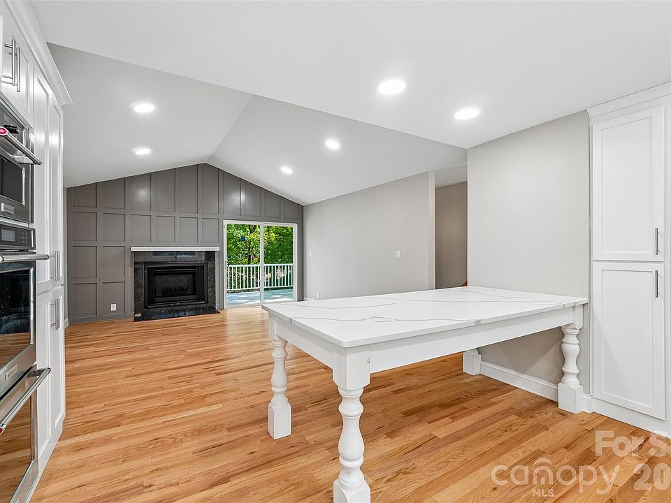 7022 Chelsea Day Ln, Tega Cay, SC 29708 | MLS #4411409 | Zillow
