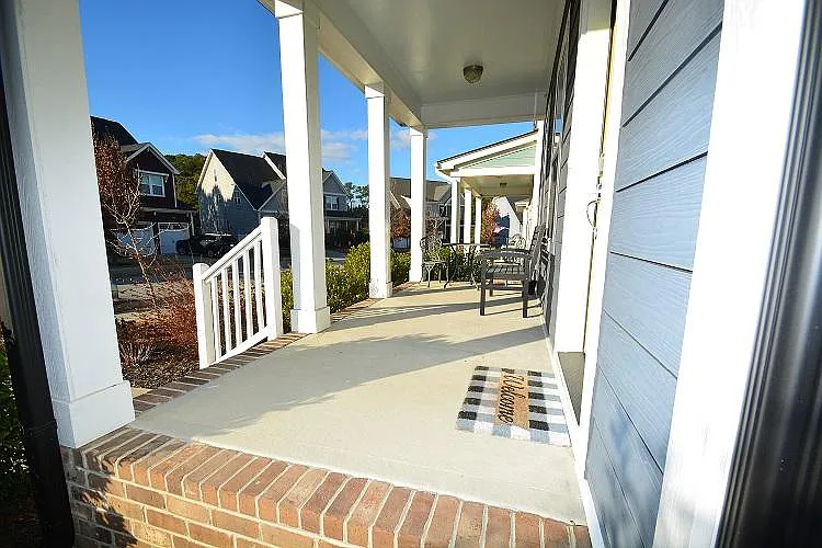 725 Fireball Ct — Photo 2