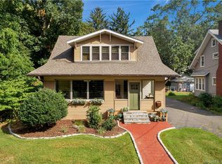 47 Chestnut St, West Haven, CT 06516