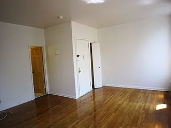 Rented by Halperin Real Estate LLC