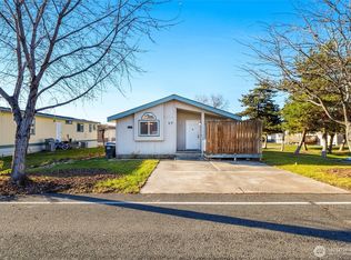 900 N Grape Drive #17, Moses Lake, WA