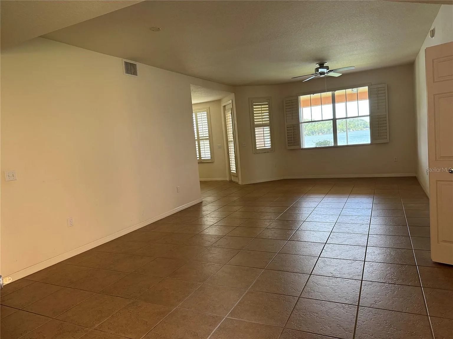 2 bed, 2.0 bath, $2,100 — Photo 4