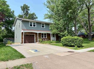 2416 Mayfield Rd, Iowa City, IA 52245