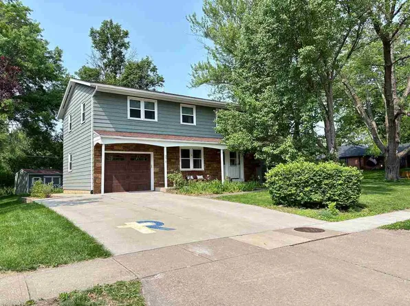 2416 Mayfield Rd, Iowa City, IA 52245