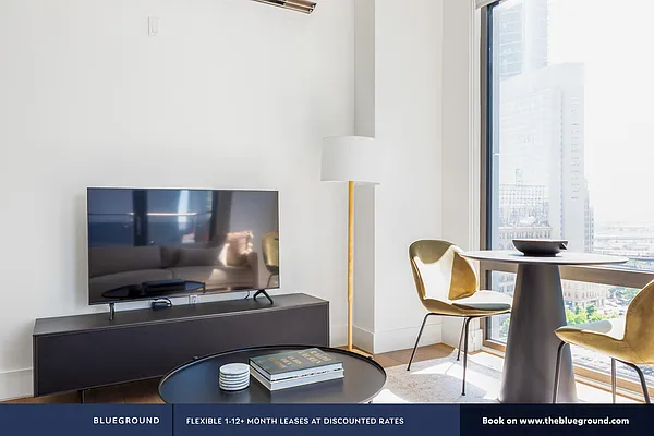 Rented by The Blueground | media 3