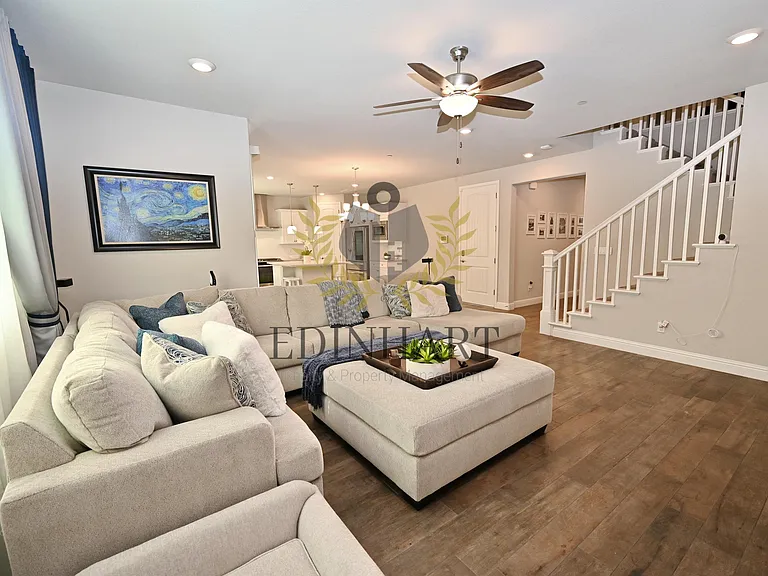 1439 E Via Albero Dr — Photo 12