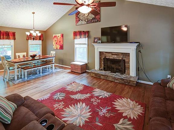 4th image of 214 Harbour Dr