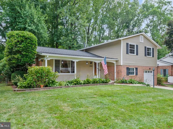 9813 Covent Ct, Fairfax, VA 22032