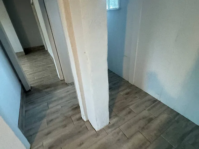 403 E 3rd St #405 — Photo 32