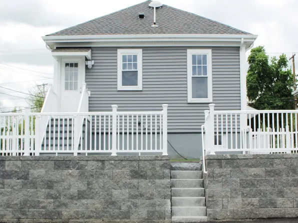 338 Sea St, Quincy, MA 02169