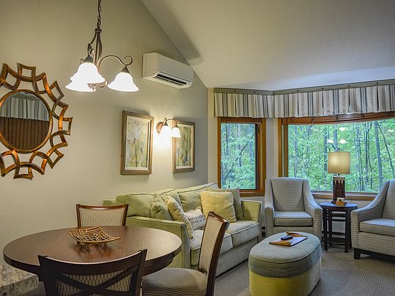 3rd image of 4920 N Landmark Cir Unit 2306