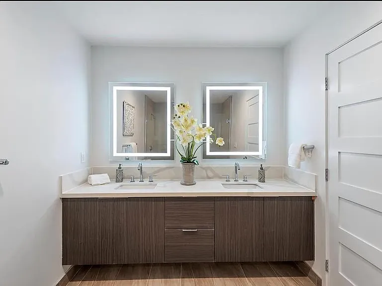 1906 Overland Ave #203 — Photo 6