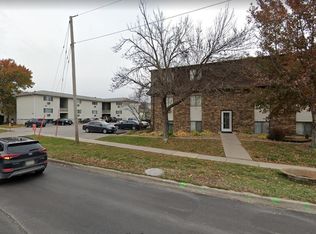 1016 Newton Rd, Iowa City, IA 52246