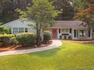 130 S Churchill Dr, Fayetteville, NC 28303