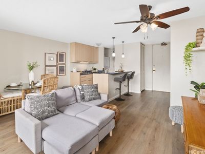 320 Liliuokalani Ave APT 1101, Honolulu, HI, 96815