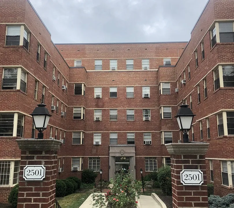 Q Street Apartments