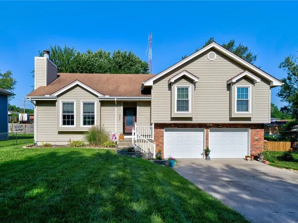 6804 Jason Smith Ct, Gladstone, MO 64118