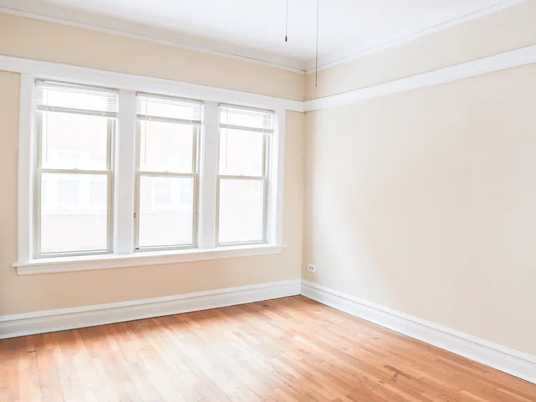 4449 N Damen Ave #3 — Photo 5
