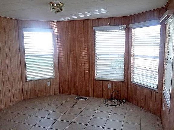 4th image of 755 Trevino Dr