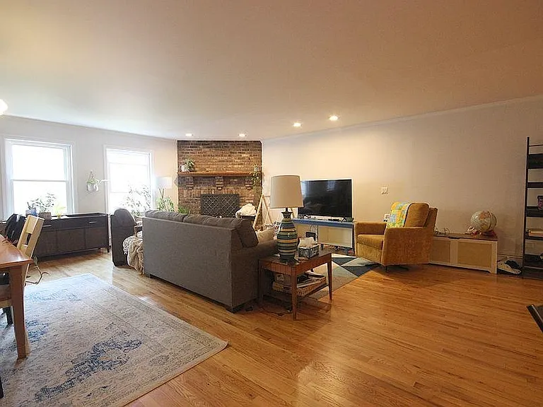 602 Monroe St #2 — Photo 5