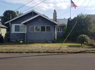 409 Delmonte Ave, Tillamook, OR 97141