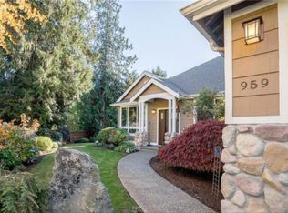 959 S Hills Dr, Bellingham, WA 98229