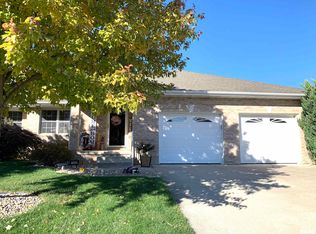 7005 Preston Dr, Springfield, IL 62711