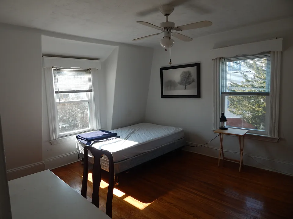 16 Spring Hill Ter