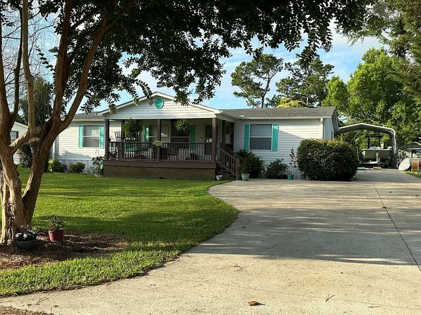 202 Ronnie Rd, Beaufort, NC 28516