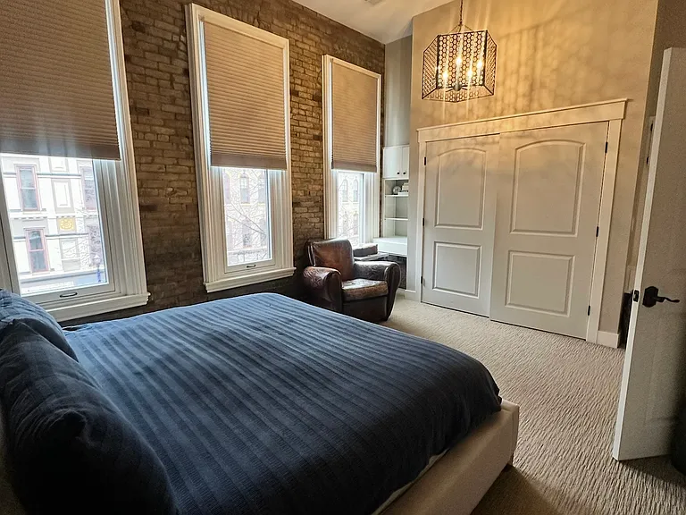 52 Monroe Center St NW #4 — Photo 10