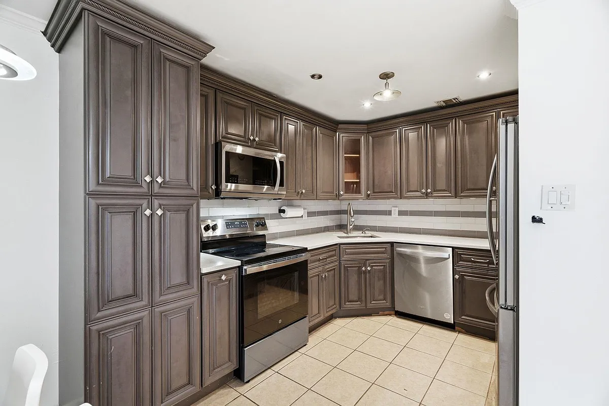 Building Photo - 41 Coriander Way #D