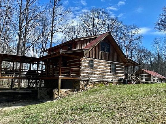 2nd image of 633 Timber Ridge Rd