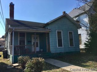 715 E Douglas Ave, Jacksonville, IL 62650
