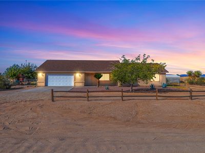 3605 N San Pedro Rd, Golden Valley, AZ, 86413