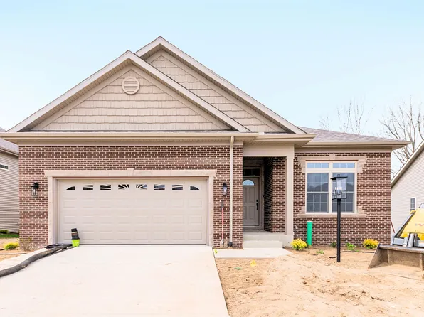 52051 Cloverleaf Dr W, South Bend, IN 46637