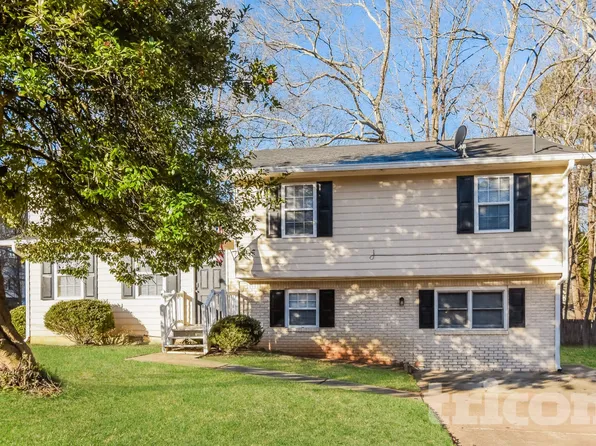 2988 Forest Ridge Ct, Powder Springs, GA 30127