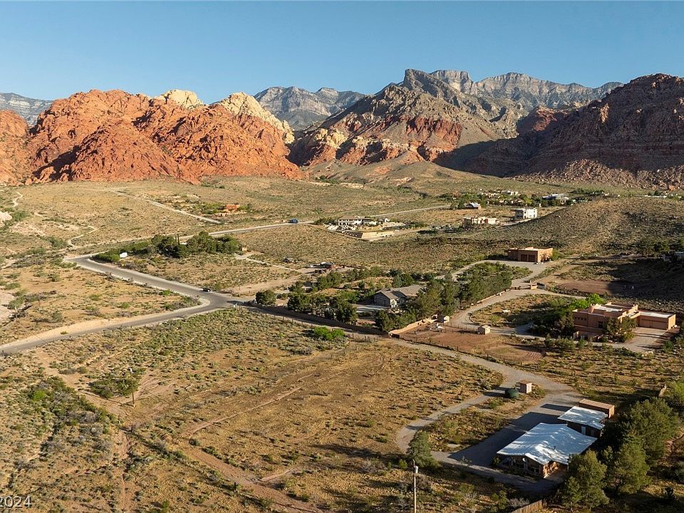 1st image of 2030 Calico Dr
