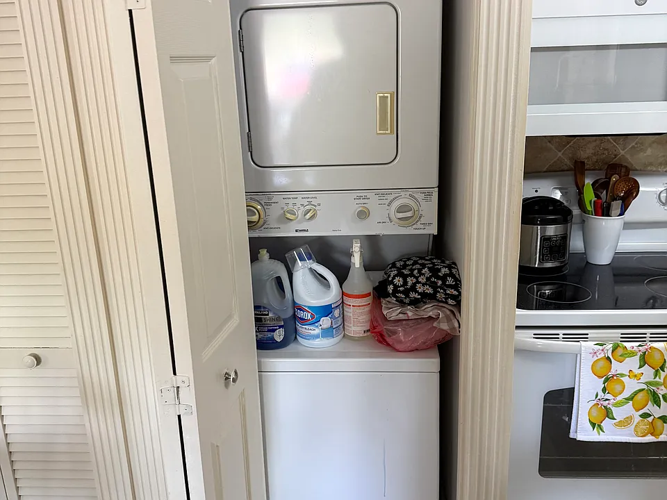 124 Santa Clara Dr #4