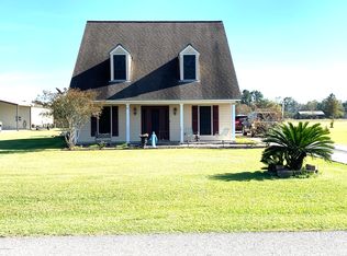 1052 Clayton Castille Rd, Breaux Bridge, LA 70517