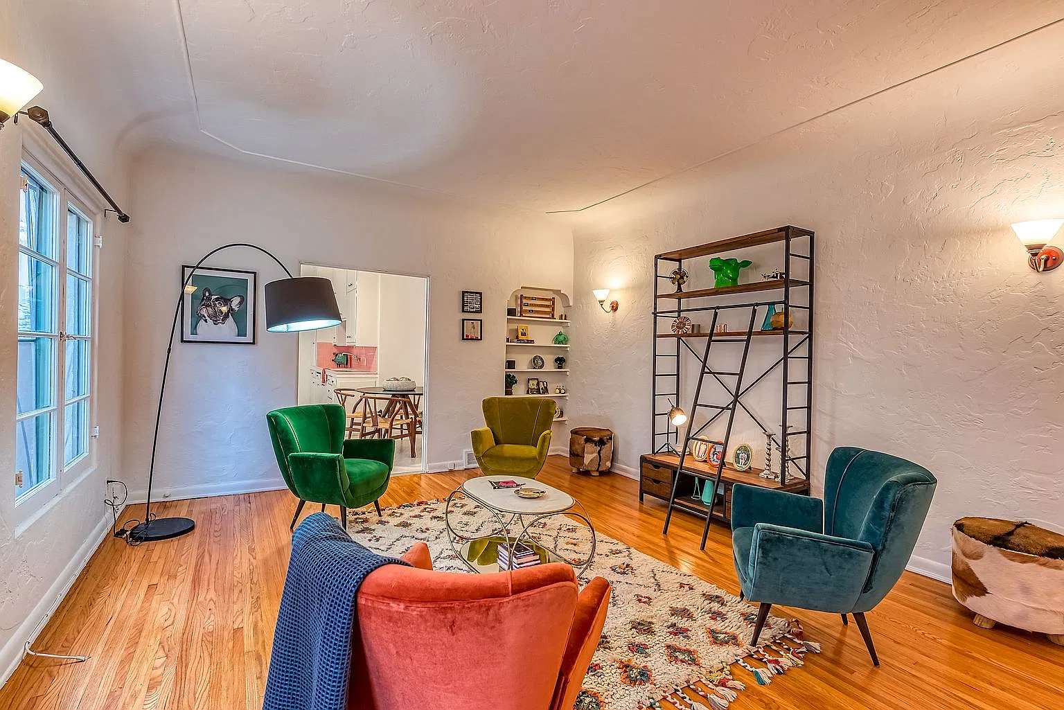 2 bed, 1200 sqft, $3,350 — Photo 2