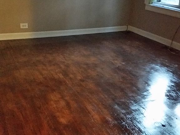 5th image of 1100 Thomas Ave