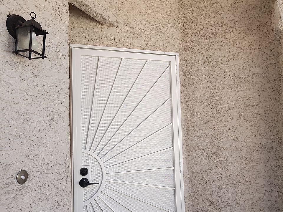 1st image of 4058 Lucas Ave